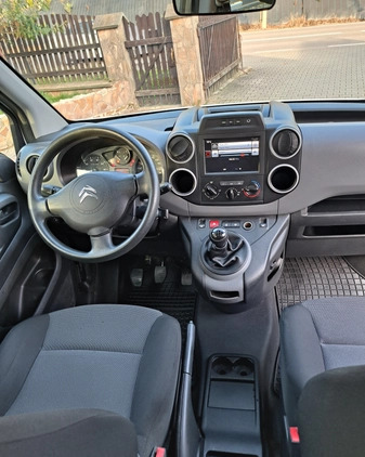 Citroen Berlingo cena 43900 przebieg: 176000, rok produkcji 2018 z Wolbrom małe 254